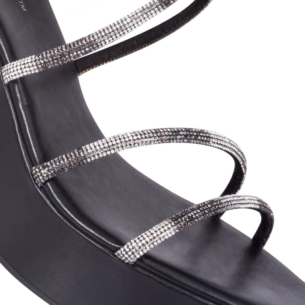 SANDALIA PLATAFORMA Y BRILLOS