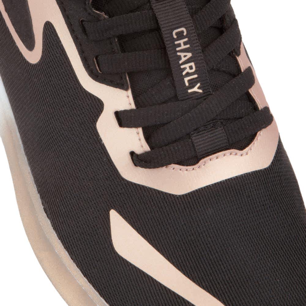 TENIS DEPORTIVO CON VÁLVULA