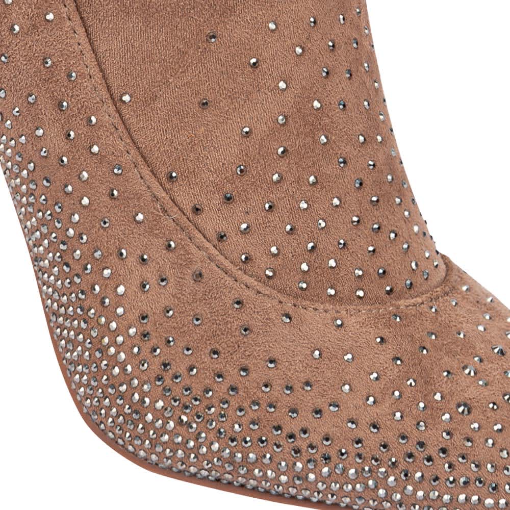 BOTA STRETCH CON PEDRERÍA