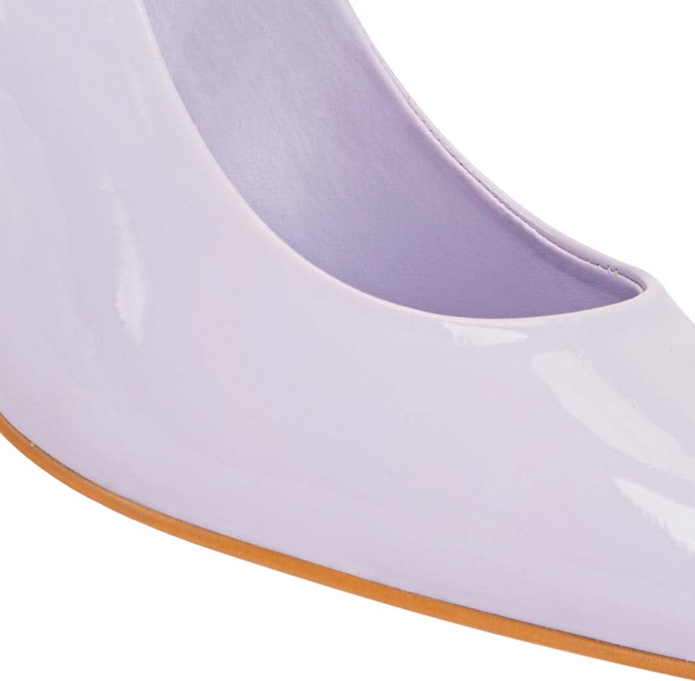 ZAPATILLA CHAROL TACÓN MEDIO