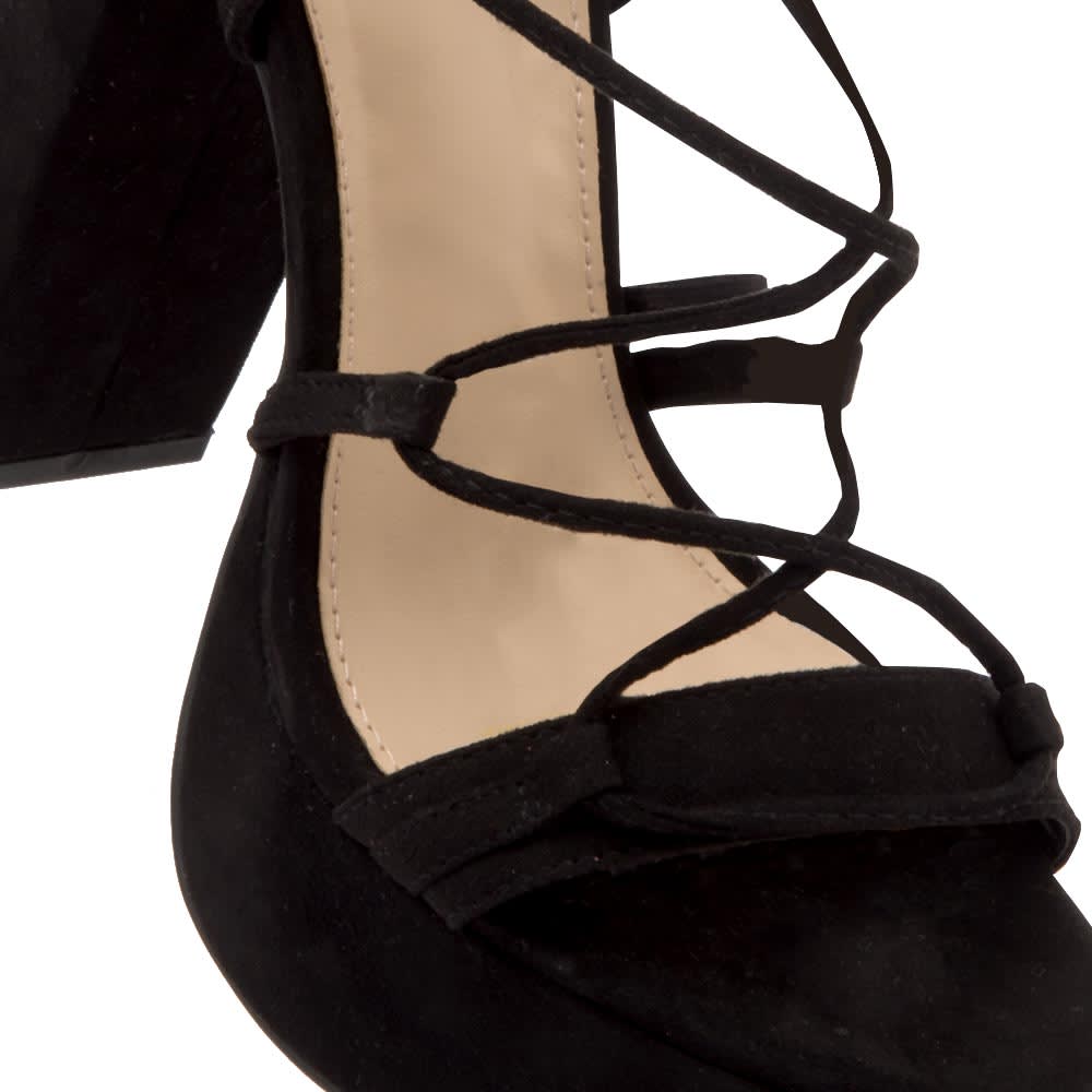 SANDALIA TACÓN PLATAFORMA AMARRE