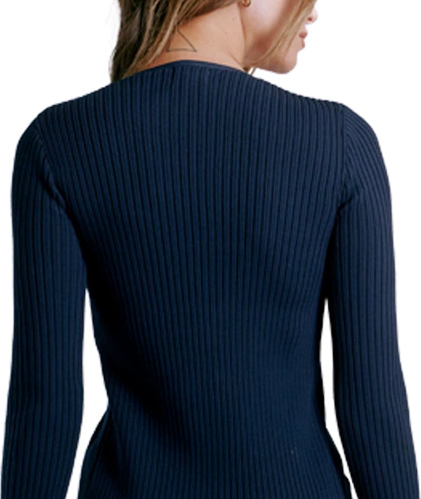 ENSAMBLE TEJIDO CON BOTON