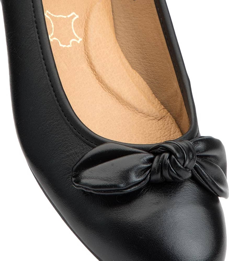 BALLERINA DE PIEL CON MOÑO