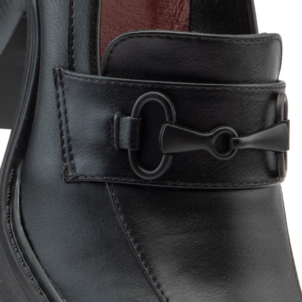 MOCASIN PLATAFORMA CON TACON