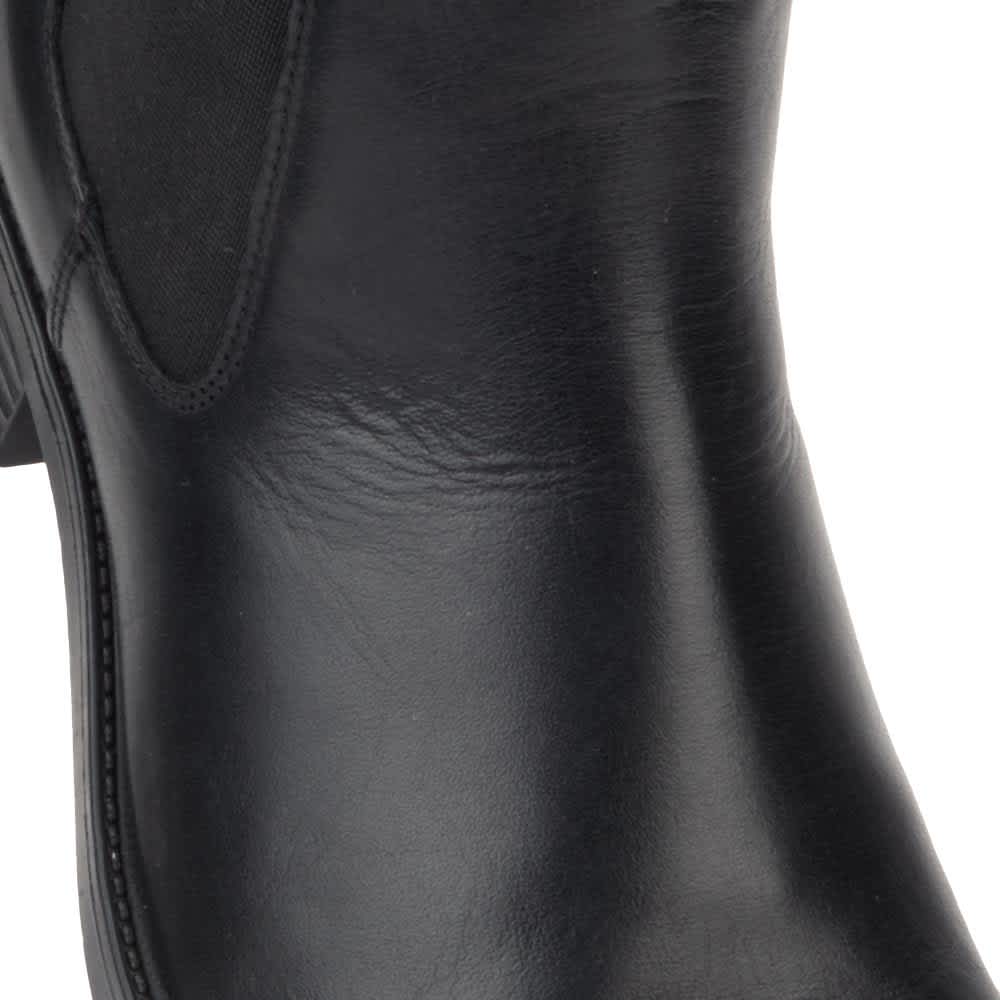 BOTIN CASUAL AGUJETA