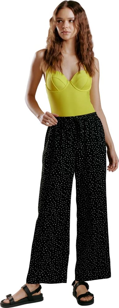 PANTALON CASUAL PIERNA ANCHA CINTURA ALTA