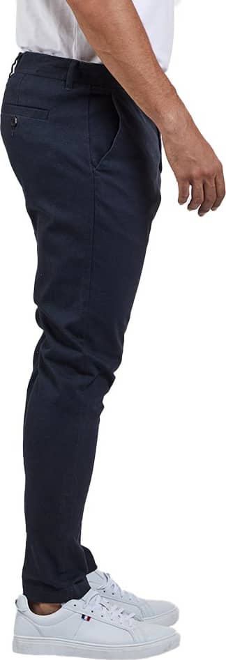 PANTALÓN CINTURA REGULAR CORTE SKINNY