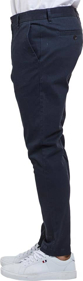 PANTALÓN CINTURA REGULAR CORTE SKINNY