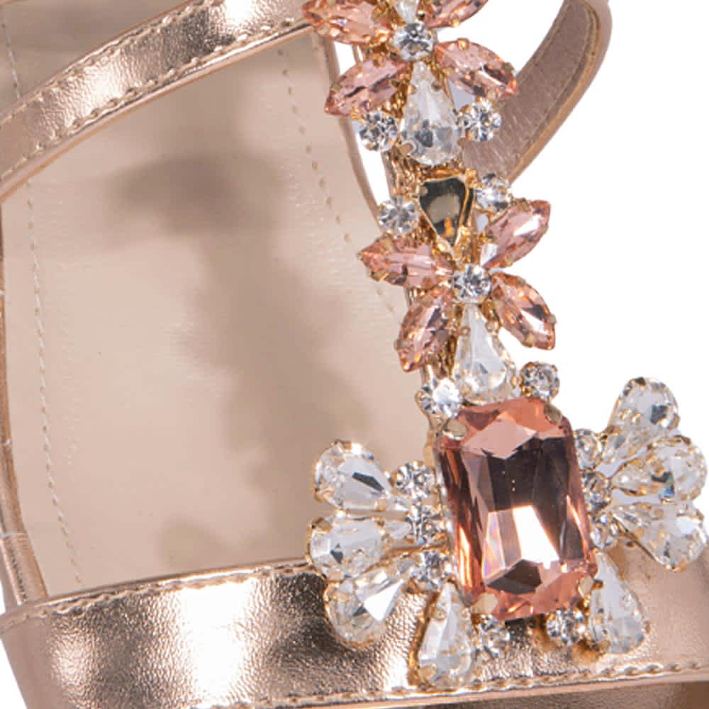 SANDALIA TACÓN BAJO CON PIEDRAS