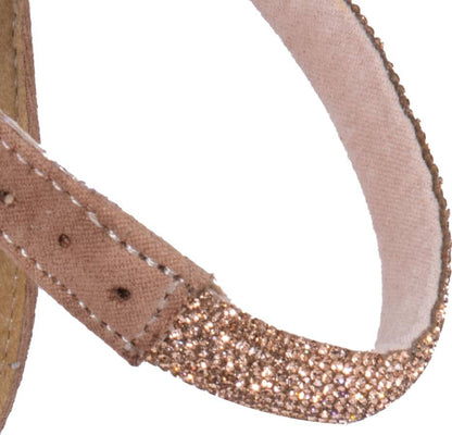 SANDALIA TACÓN ANCHO CON PEDRERÍA