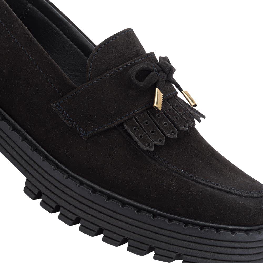 MOCASÍN SUELA TRACK MOÑO Y FLECOS