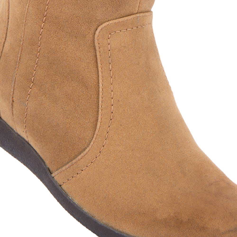 BOTA GAMUZA CUÑA INTERNA