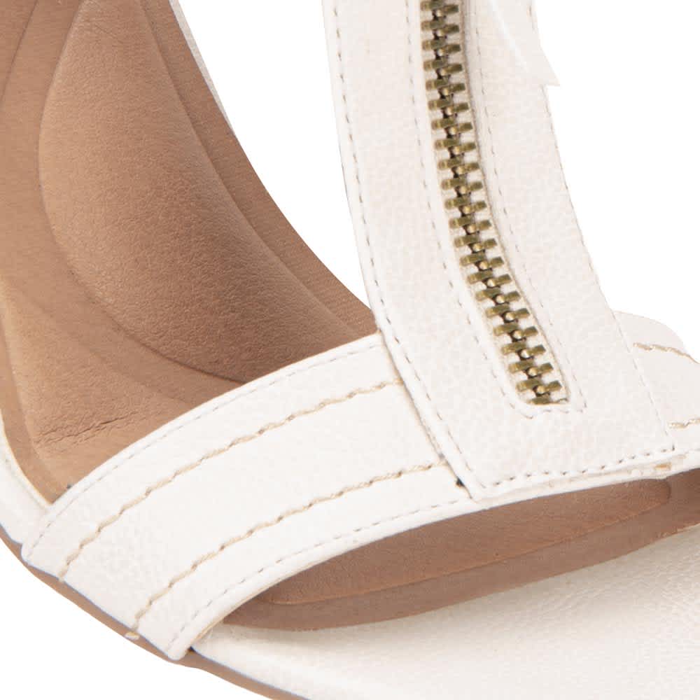 SANDALIA TACÓN MEDIO