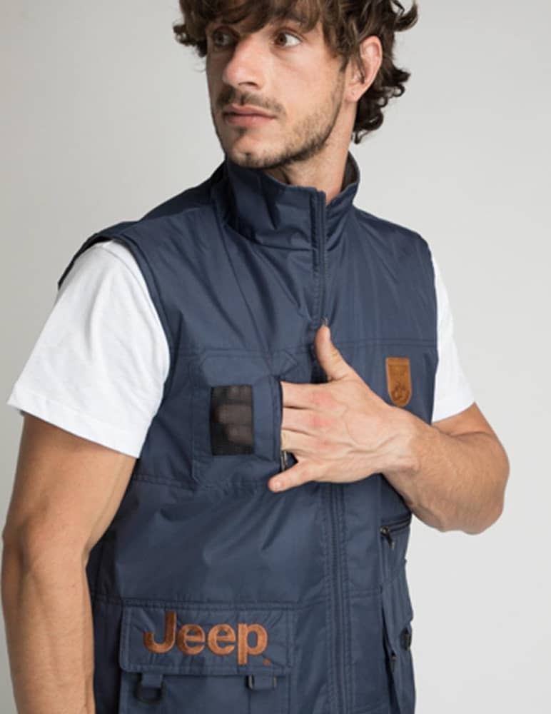 ROPA CASUAL CHALECO JEEP VS04
