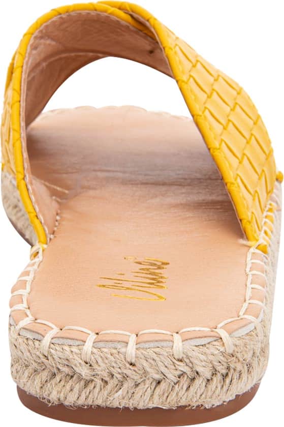 SANDALIA PLANA CON YUTE