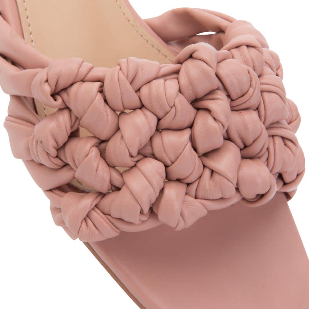 Sandalia Tacon Bajo Nudos