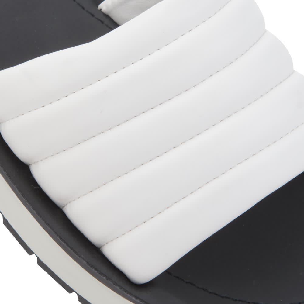 SANDALIA PLANA BITONO ACOLCHADA