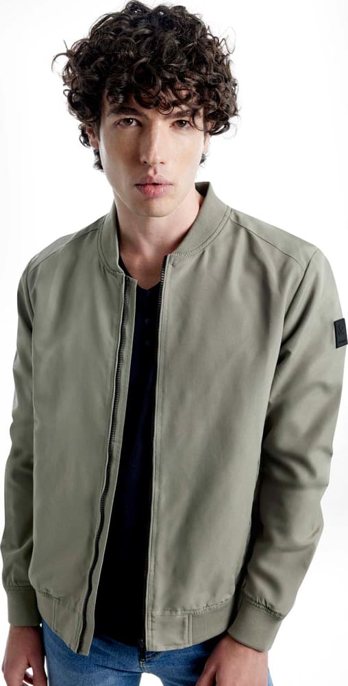 CHAMARRA TIPO BOMBER