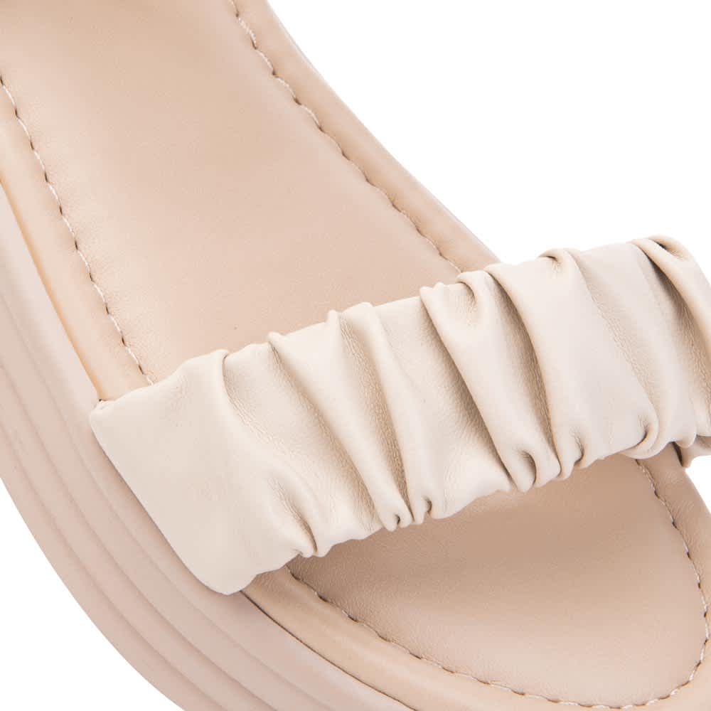 Sandalia Plana  Monocolor Arruga