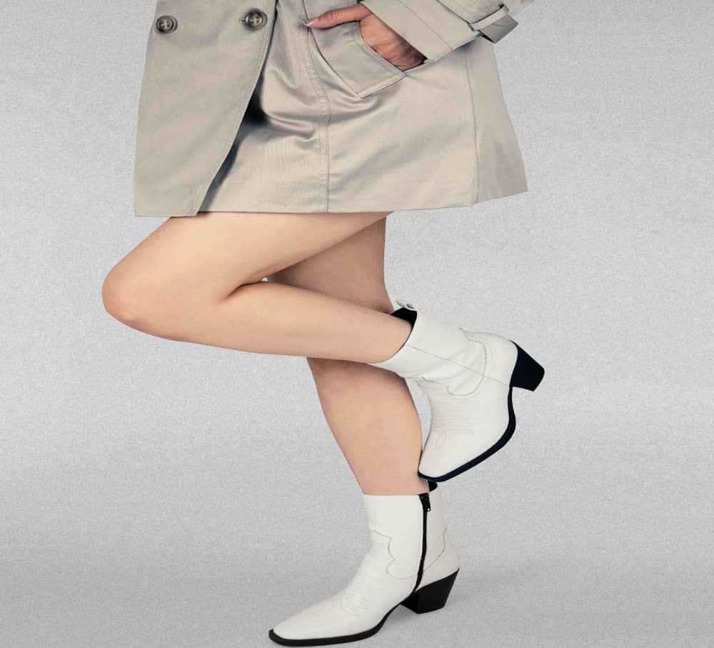 Bota Vaquera Pu Con Bordado Punta Cuadrada