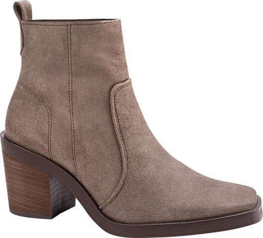 Bota Vaquera Ante Punta Cuadrada