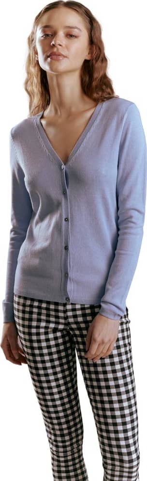 SWEATER BASICO ABIERTO CON BOTONES CUELLO V