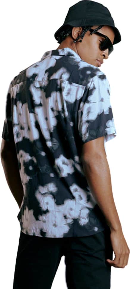 CAMISA REGULAR FIT DE VISCOSA MANGA CORTA