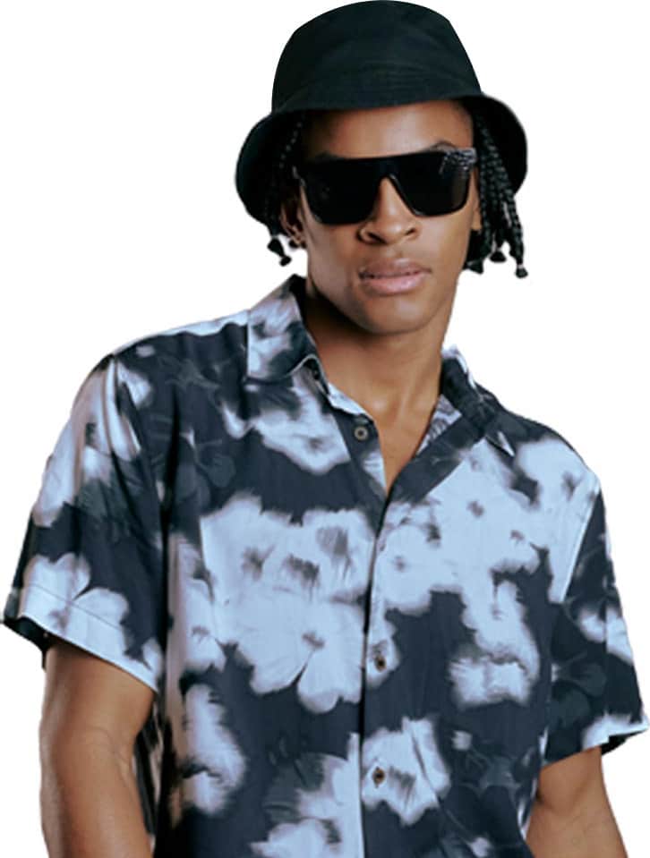 CAMISA REGULAR FIT DE VISCOSA MANGA CORTA