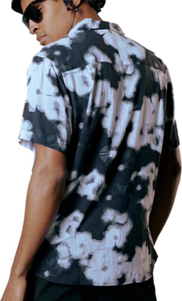 CAMISA REGULAR FIT DE VISCOSA MANGA CORTA