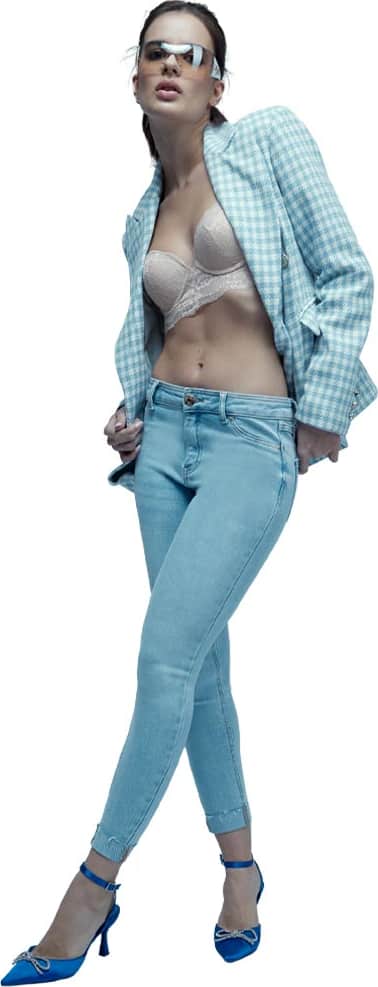 JEANS SÚPER SKINNY CINTURA REGULAR