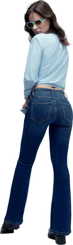 JEANS CORTE CAMPANA SÚPER CINTURA ALTA