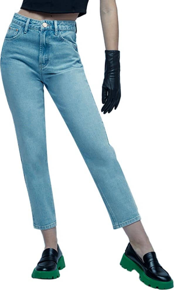 JEANS CORTE MOM SÚPER CINTURA ALTA