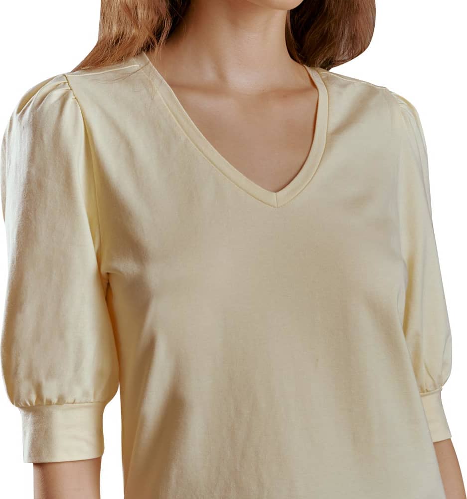 BLUSA ESCOTE V