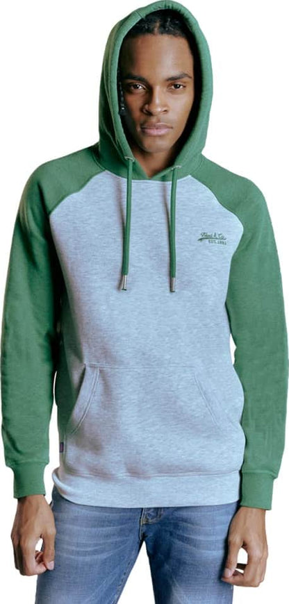 SUDADERA EN COMBINACION CON CAPUCHA