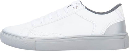 TENIS URBANO CASUAL AGUJETA