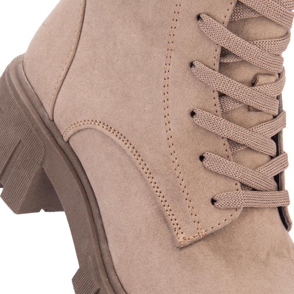 BOTA MILITAR  ANTE TACÓN SUELA TRACK