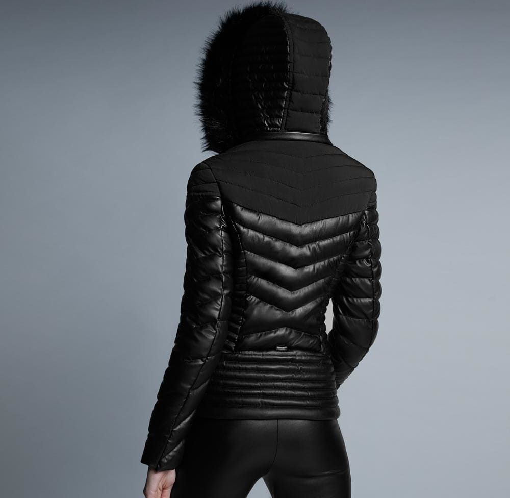 Chamarra dama negro Holly Land modelo 1680 – Conceptos