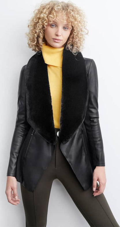 ROPA ABRIGADORA ENSAMBLE HOLLY LAND 20F1