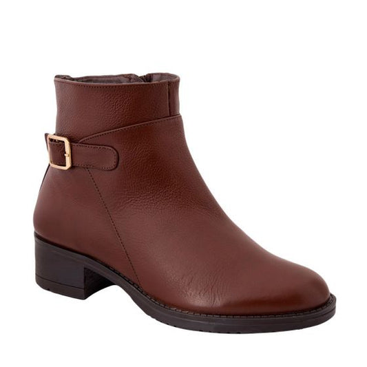 Brown Casual Short Boots TIERRA BENDITA 4500