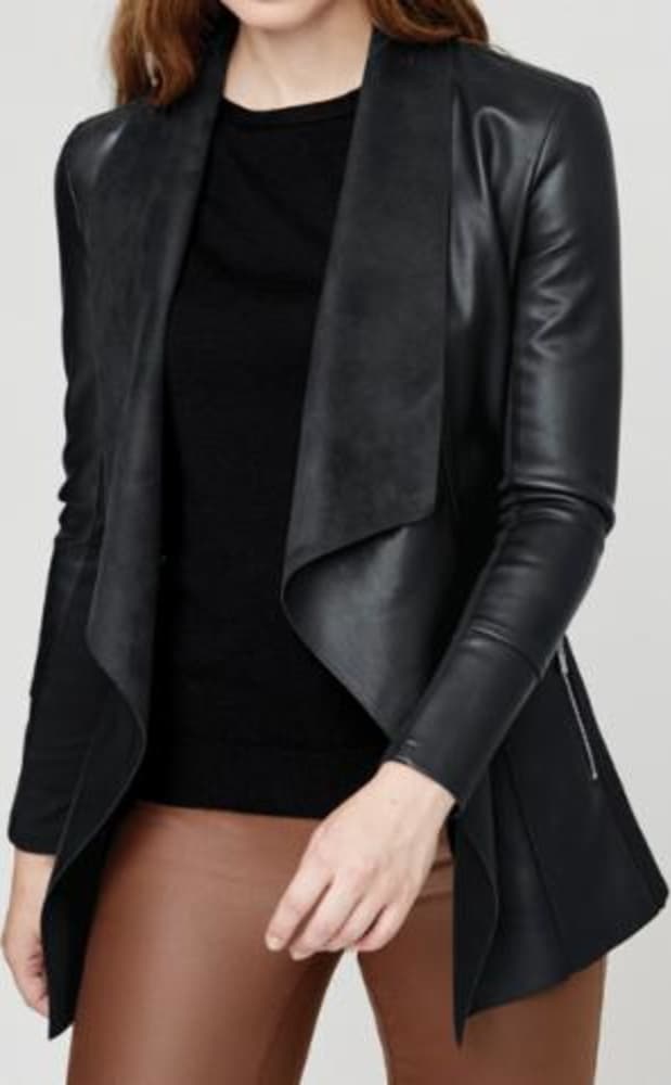 ROPA ABRIGADORA ENSAMBLE HOLLY LAND 20F1