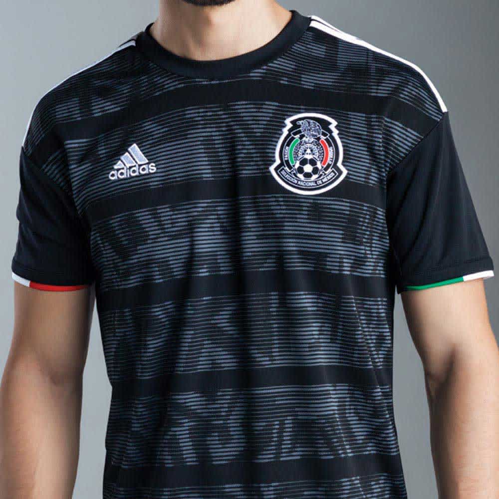 ROPA DEPORTIVA JERSEY ADIDAS 0206