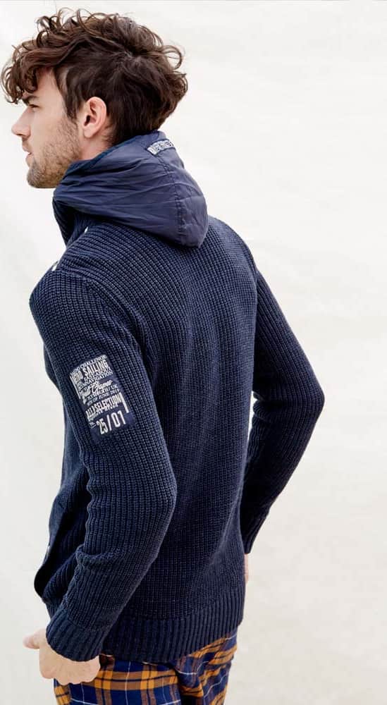 ROPA ABRIGADORA SWEATER D.E.E.P SELECTION CH51