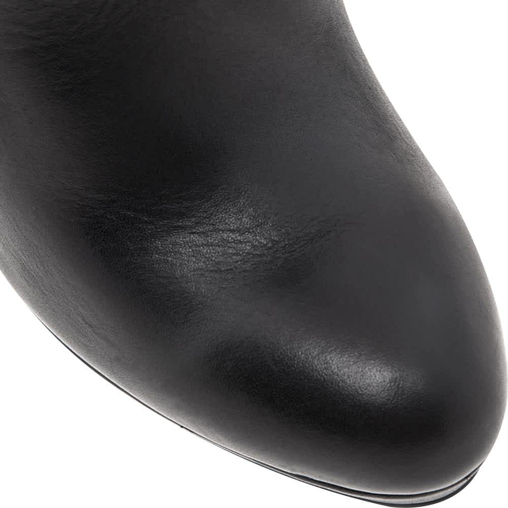 VESTIR BOTA EFE 3914