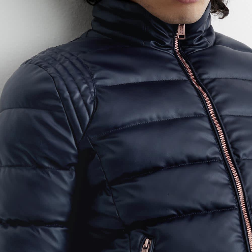 ROPA ABRIGADORA CHAMARRA D.E.E.P SELECTION G895