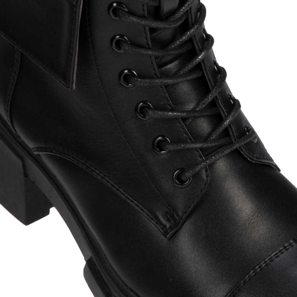 MILITAR BOTA BELINDA PEREGRIN 1733